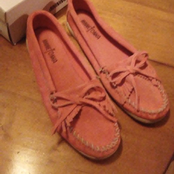Minnetonka Moccasins - Picture 2 of 3